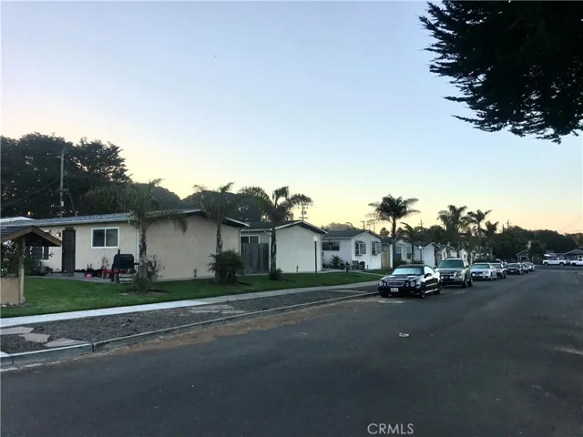 1343 Dewey Drive, Oceano, California 93445