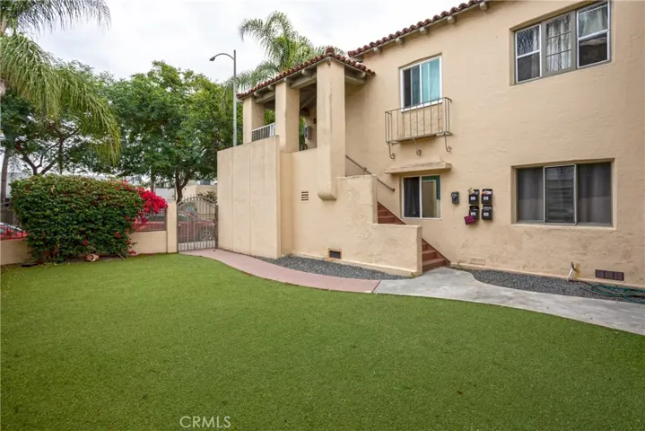 2243 Pacific Avenue, Long Beach, California 90806