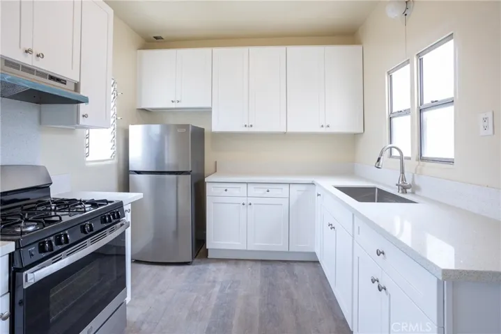 2243 Pacific Avenue, Long Beach, California 90806