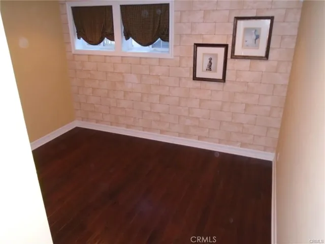 office/den extra room