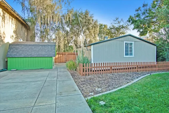 , Hollister, California 95023