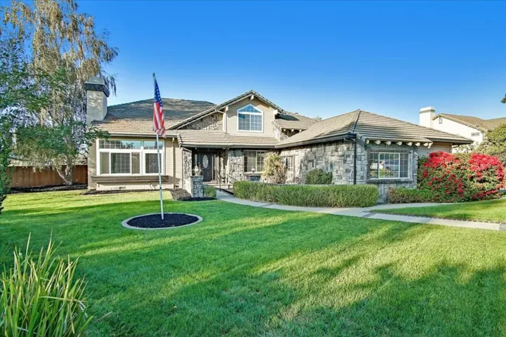 , Hollister, California 95023