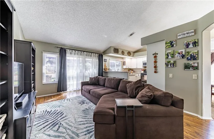 25255 Copperleaf Court, Murrieta, California 92563
