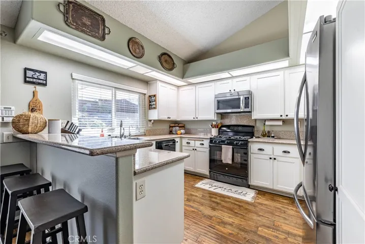 25255 Copperleaf Court, Murrieta, California 92563