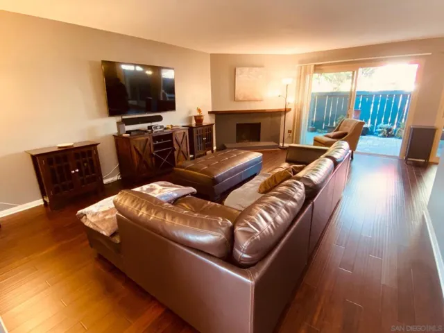 6966 Caminito Curva, San Diego, California 92119