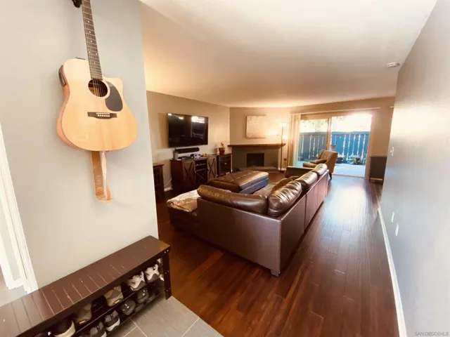 6966 Caminito Curva, San Diego, California 92119