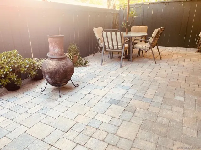 6966 Caminito Curva, San Diego, California 92119