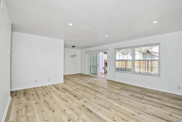 1651 S Juniper Street 242, Escondido, California 92025