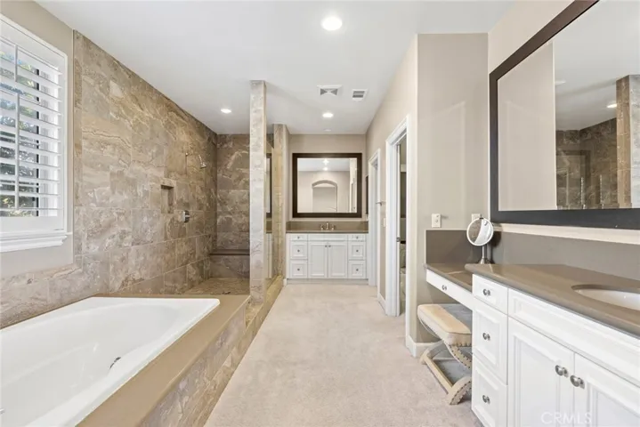 17462 Seabury Lane, Huntington Beach, California 92649