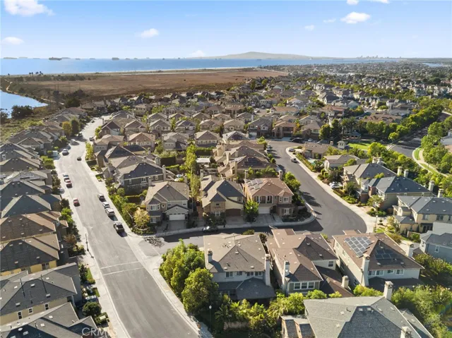 17462 Seabury Lane, Huntington Beach, California 92649