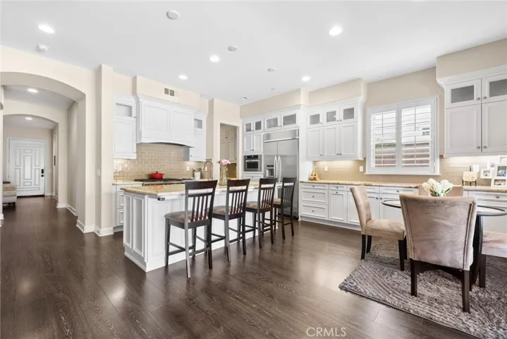 17462 Seabury Lane, Huntington Beach, California 92649