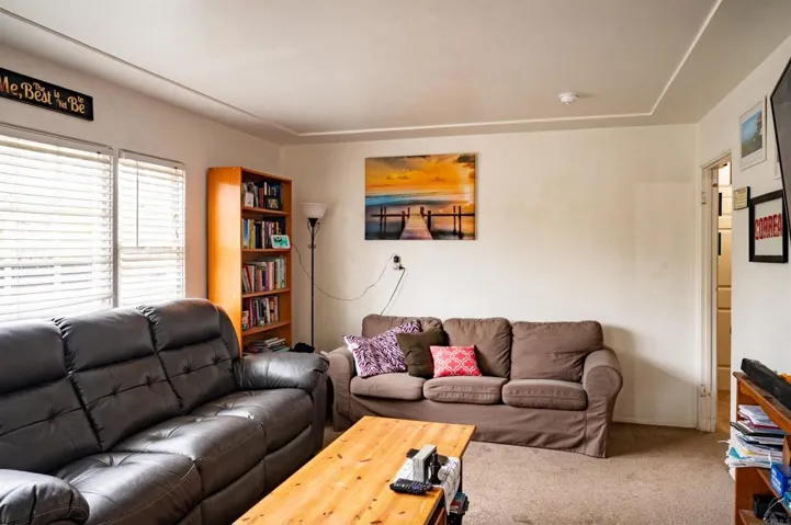 704 F Street, Ramona, California 92065