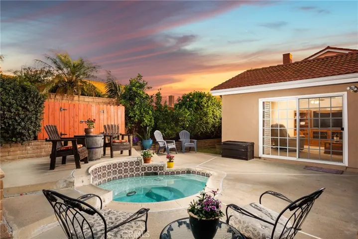 17132 Twain Lane, Huntington Beach, California 92649