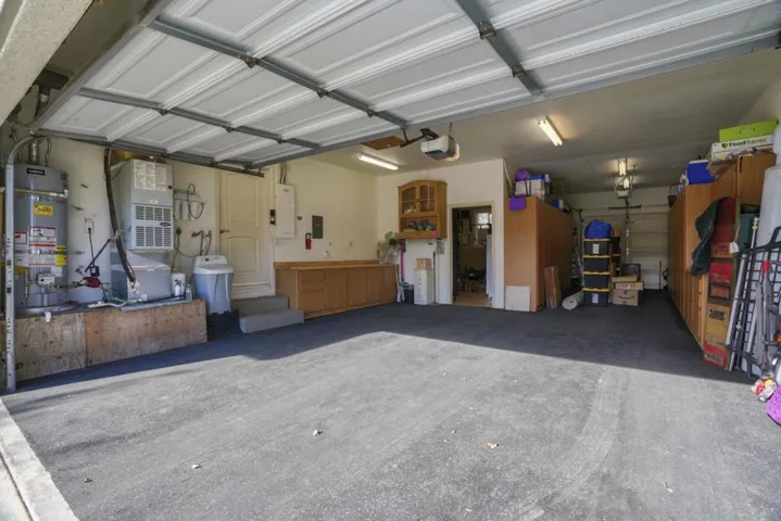 , Hollister, California 95023
