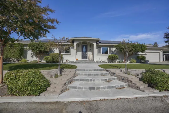 , Hollister, California 95023