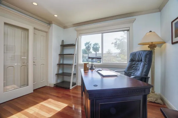 , Hollister, California 95023