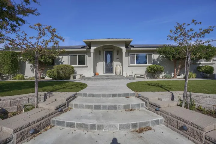 , Hollister, California 95023