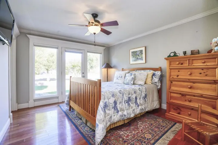 , Hollister, California 95023