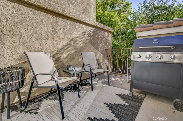 Nice size Patio room for BBQ and Relaxing