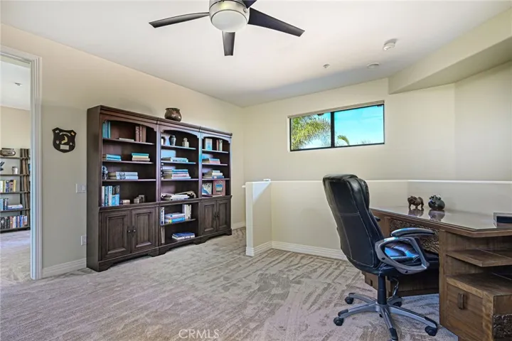 Private office/loft