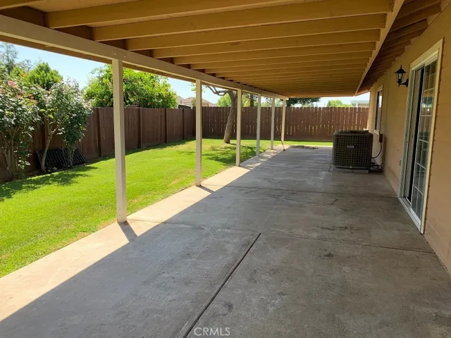 702 N Quince Avenue, Exeter, California 93221