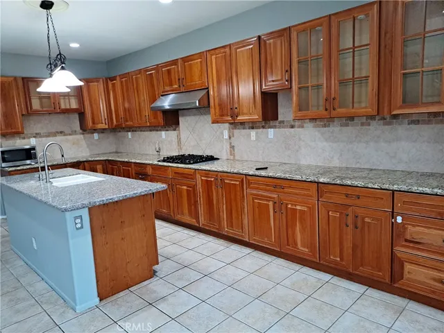 21 Kelsey, Irvine, California 92618