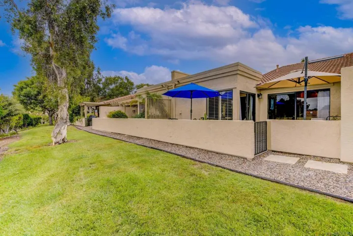 18034 Avenida Alozdra, San Diego, California 92128