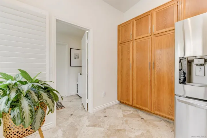 18034 Avenida Alozdra, San Diego, California 92128