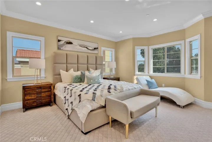 9208 Live Oak Avenue, Temple City, California 91780