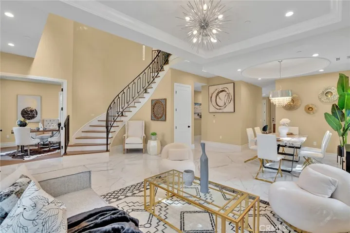 9208 Live Oak Avenue, Temple City, California 91780