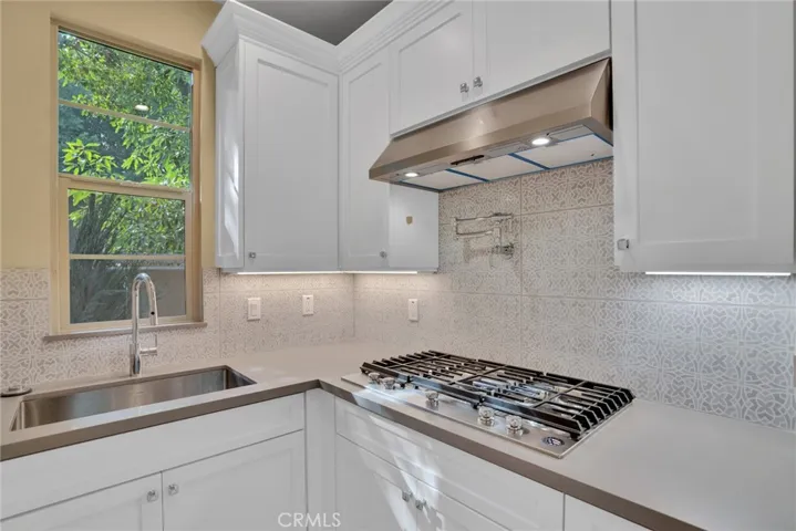 9208 Live Oak Avenue, Temple City, California 91780