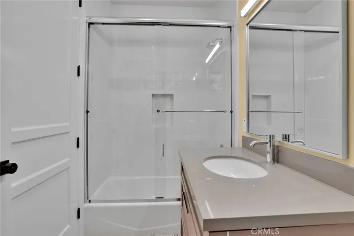 9208 Live Oak Avenue, Temple City, California 91780