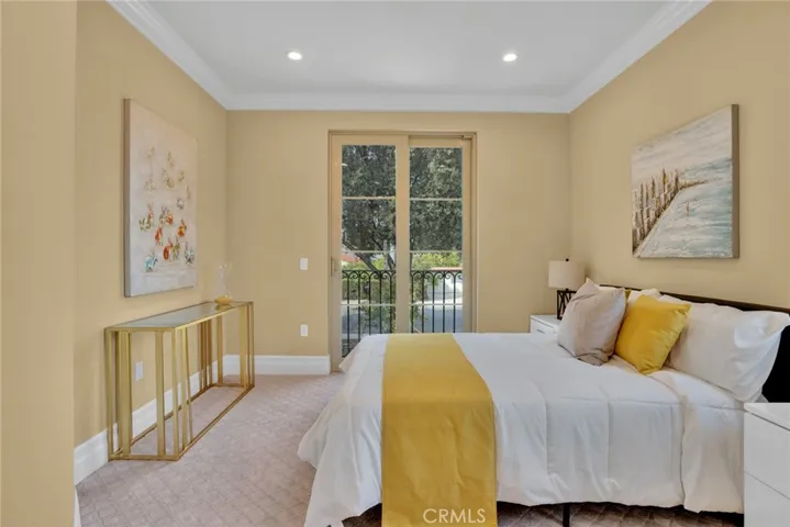 9208 Live Oak Avenue, Temple City, California 91780