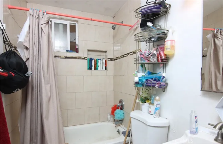 4522 11th Street, Guadalupe, California 93434