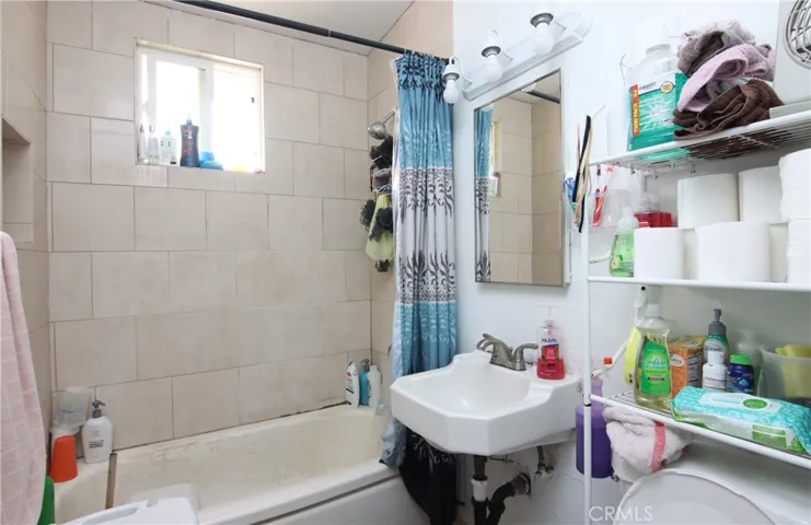 4522 11th Street, Guadalupe, California 93434