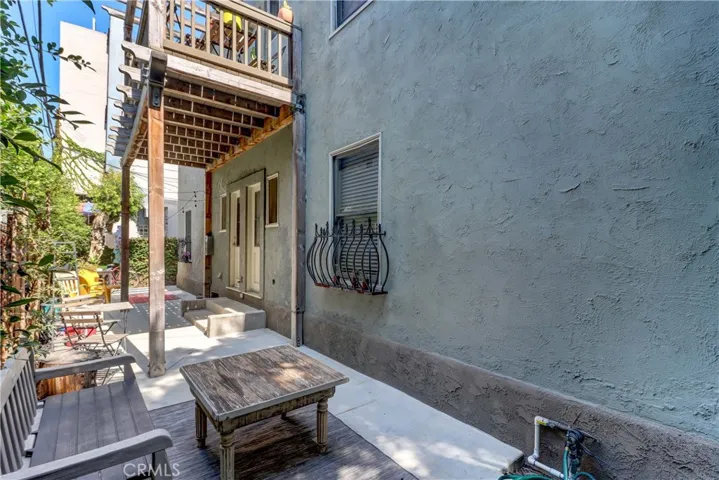 219 Redondo Avenue, Long Beach, California 90803