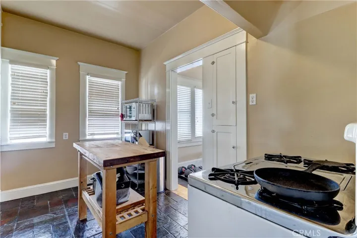 219 Redondo Avenue, Long Beach, California 90803