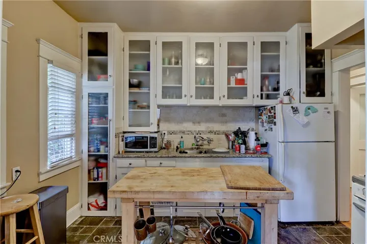 219 Redondo Avenue, Long Beach, California 90803