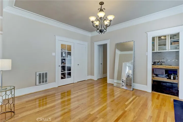 219 Redondo Avenue, Long Beach, California 90803