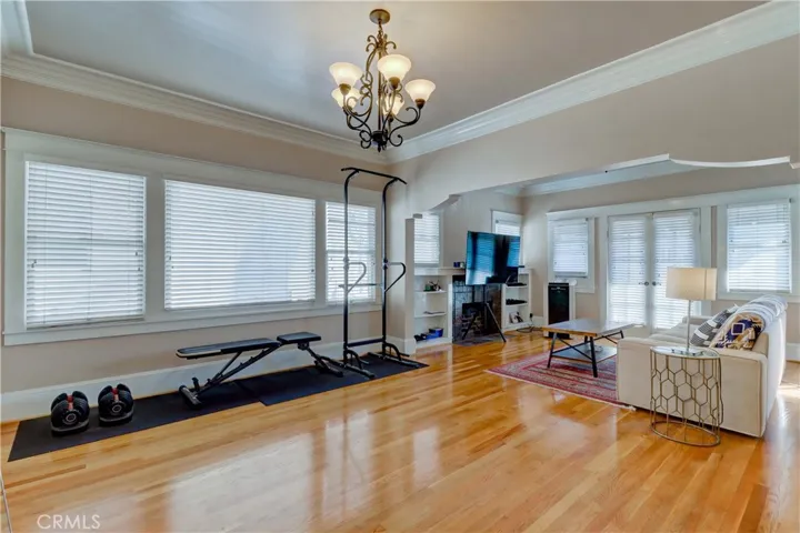 219 Redondo Avenue, Long Beach, California 90803