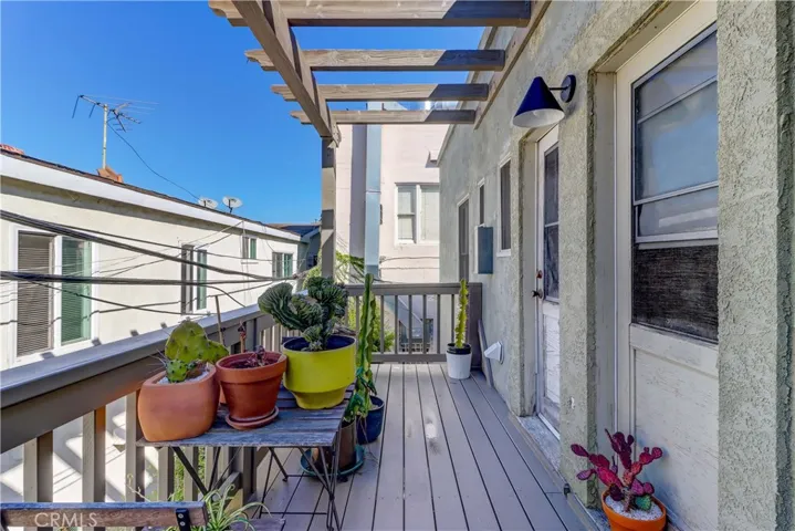 219 Redondo Avenue, Long Beach, California 90803