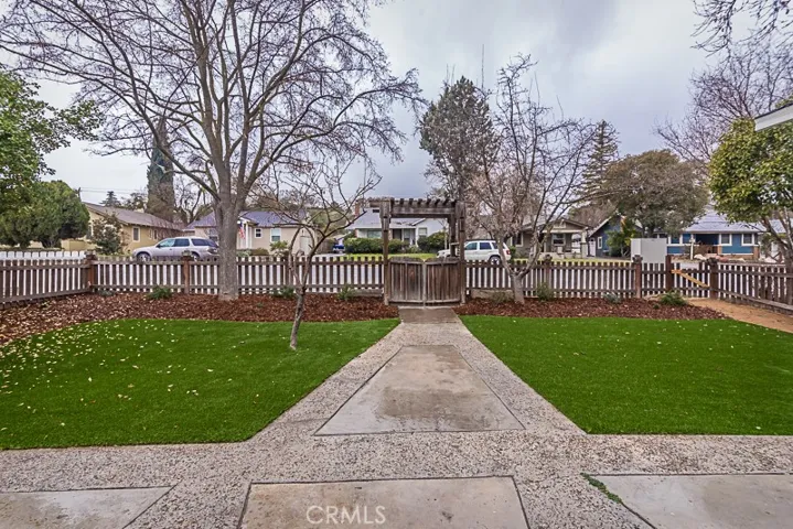 528 Oak Street, Paso Robles, California 93446