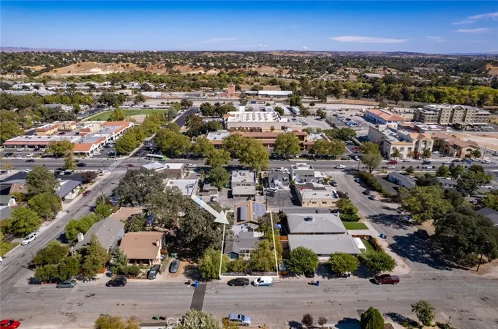 528 Oak Street, Paso Robles, California 93446