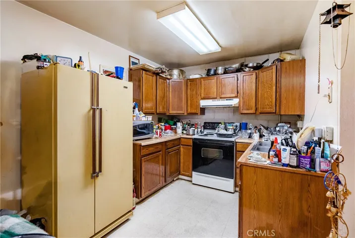 528 Oak Street, Paso Robles, California 93446