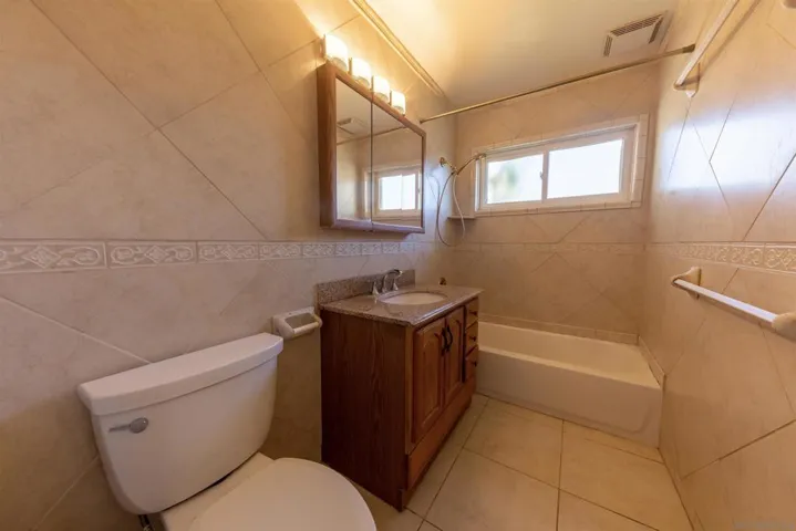 6333 Celia Vista Dr., San Diego, California 92115