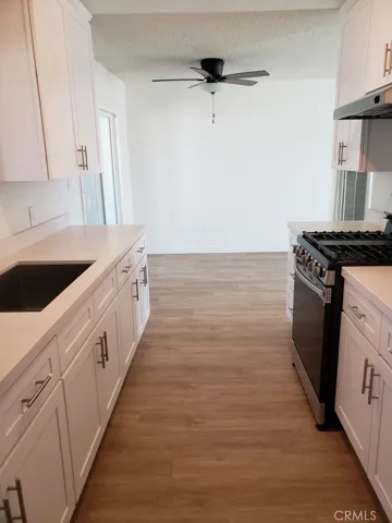 532 S Thompson Street, Hemet, California 92543