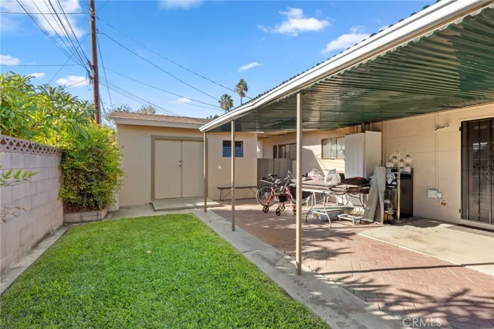 Backyard w/view to workshop.