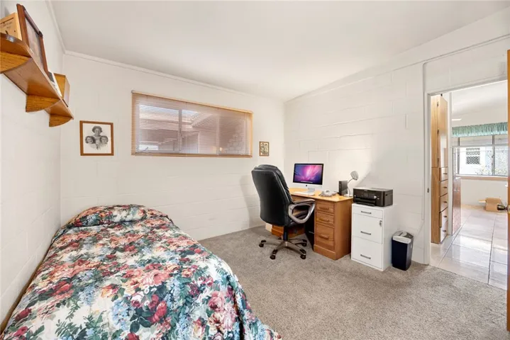 Bedroom/Office