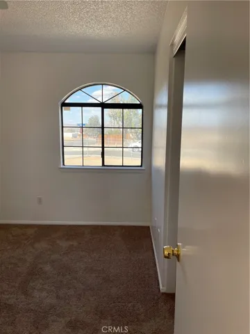 1100 Teton Drive, Barstow, California 92311