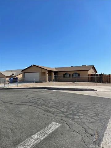 1100 Teton Drive, Barstow, California 92311